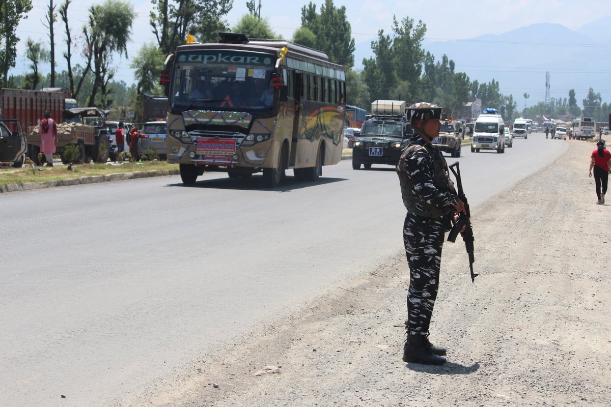 <a href="/46BNCRPF/">46BN CRPF 🇮🇳</a> ensuring safe passage of Shri Amarnath Ji Yatra in its Area of Responsibility <a href="/crpfindia/">🇮🇳CRPF🇮🇳</a> <a href="/KOSCRPF/">Kashmir Ops Sector, CRPF</a>