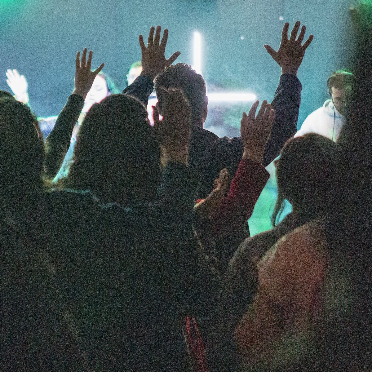 _tierradeseable's tweet photo. ¡NO ES UN DÍA MÁS, HOY ES EL DÍA!

Aún estás a tiempo de venir hoy a TierraDeseable y pasar un tiempo llenándonos de Su presencia y rodeados del amor de la iglesia 💖.

#Iglesia #Domingo #HoyEsElDía #somosTD##Tierradeseable https://t.co/PTOI0C4psQ