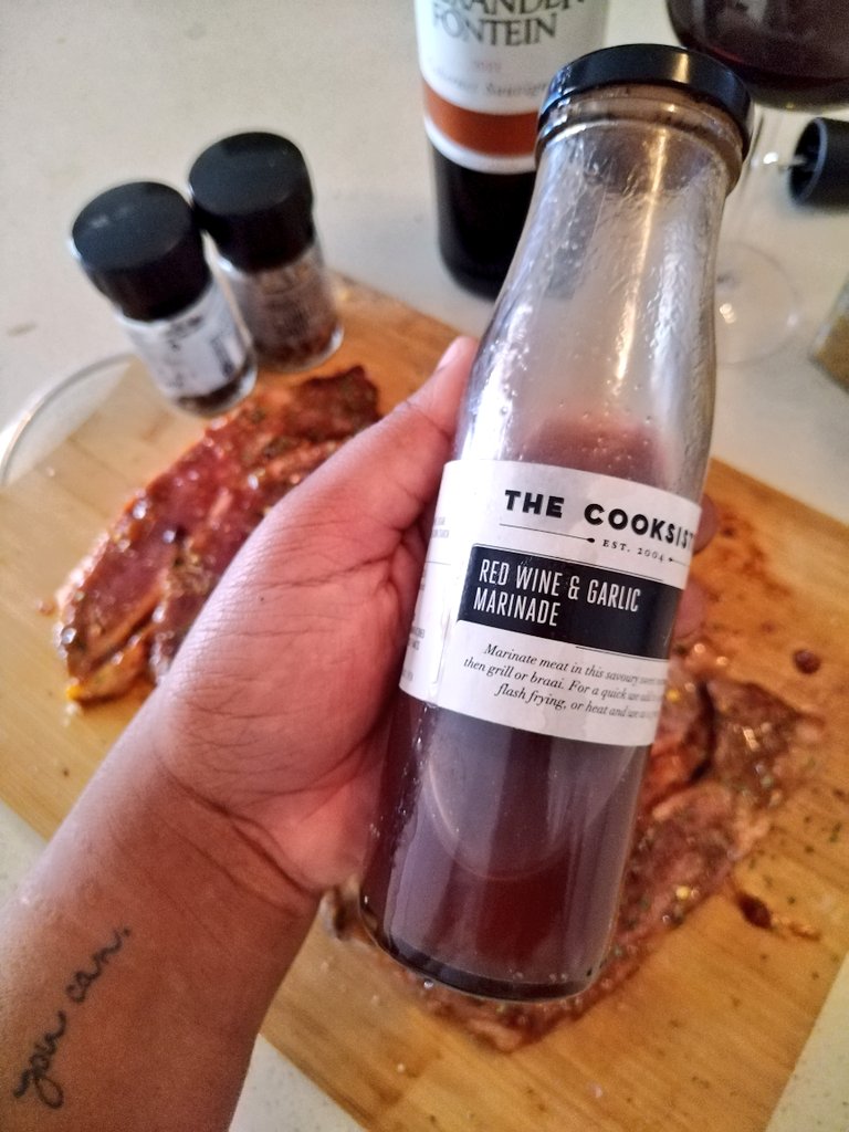 WinewithLebo's tweet photo. My Sundays are for cooking, good music & of course good wine. β€οΈπ·π₯©
Dumelang, Happy Sunday! π·What are you drinking? What are you cooking? π
#WinewithLebo https://t.co/kmZwgVJAcl