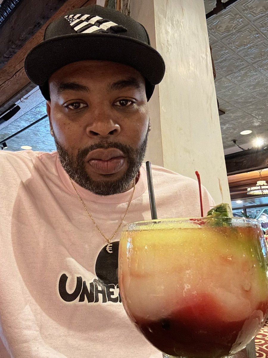 DjDrizzle tweet media