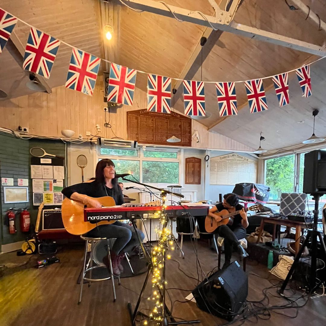 3argentinas's tweet photo. Lovely to play last night with drummer Nati Gavazzo at the Laura’s Lounge at Elmwood Lawn Tennis Club (NW10). Thank you so much Laura Matthews for inviting us, and everyone for creating such a special night! Video coming soon!
Photos from our dearest Cris, Gus &amp; Ana xxx https://t.co/mNU3Q7a76t