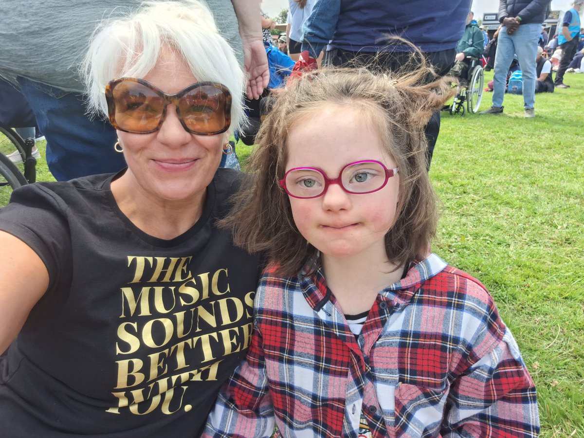 BoarnieB's tweet photo. #Ablefest what a great day #FESTIVAL https://t.co/MfVCSIcTDr