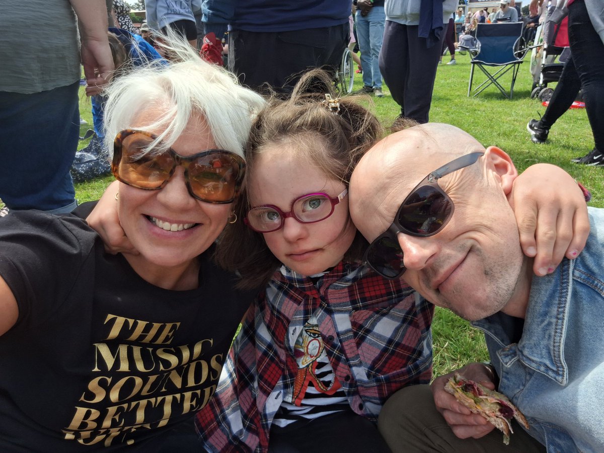 BoarnieB's tweet photo. #Ablefest what a great day #FESTIVAL https://t.co/MfVCSIcTDr