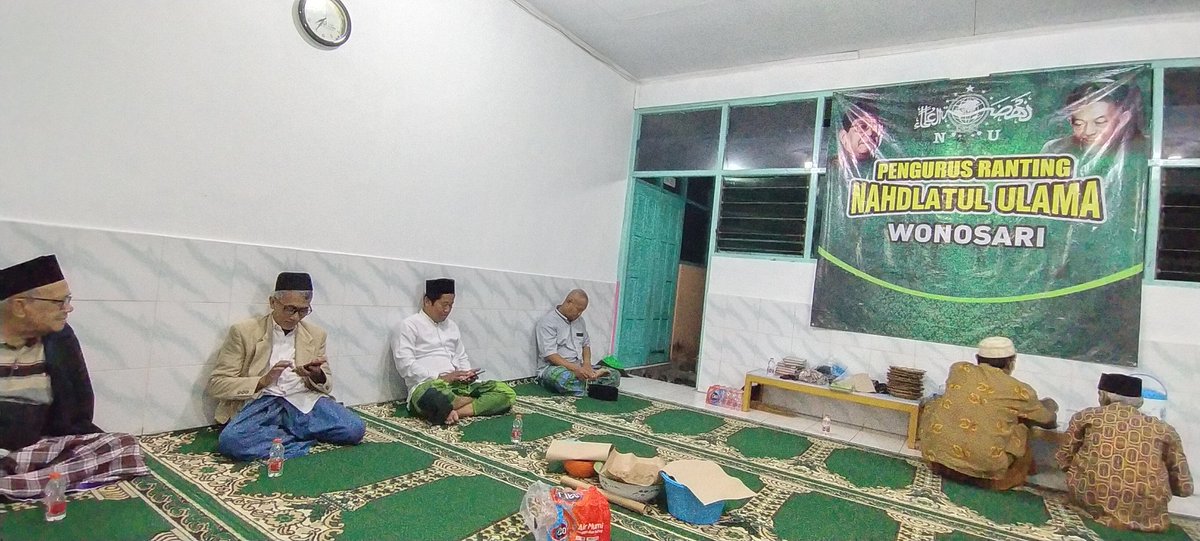 SAjisaksana's tweet image. Santri Perdesaan,
Amaliyah Ahad Malam...
#Mujahadah
#Barzanji
#Sholawatan 
#NasiGurihBerkat
#PedalamanJawa