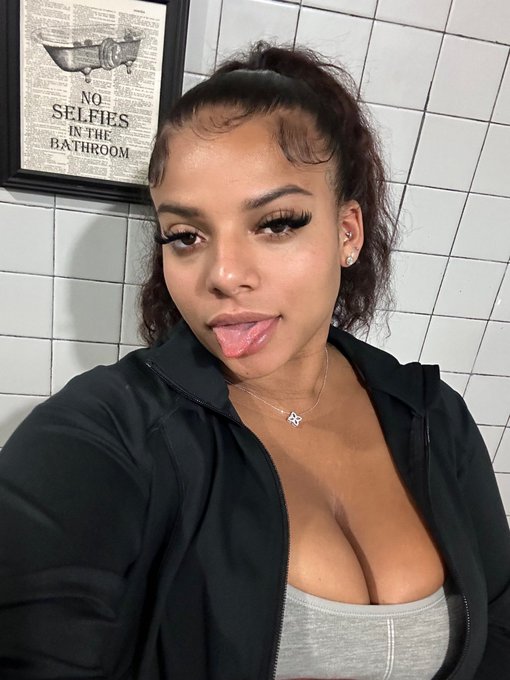 hi https://t.co/bElVtlQNc9