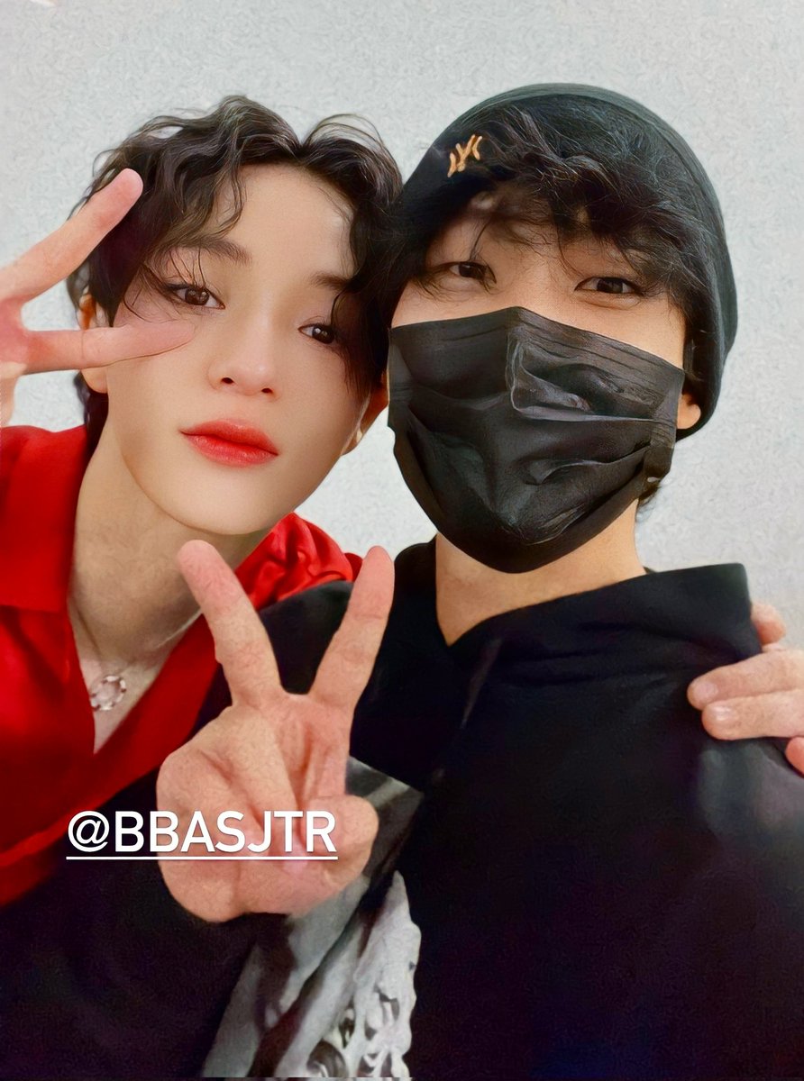 chanhday9199's tweet photo. THANKS BECAUSE THEY WERE TOGETHER❤🐺🐰 #MissMeMissBSRD #kimbas #kimbasvnfc https://t.co/iZtCNUXqX1