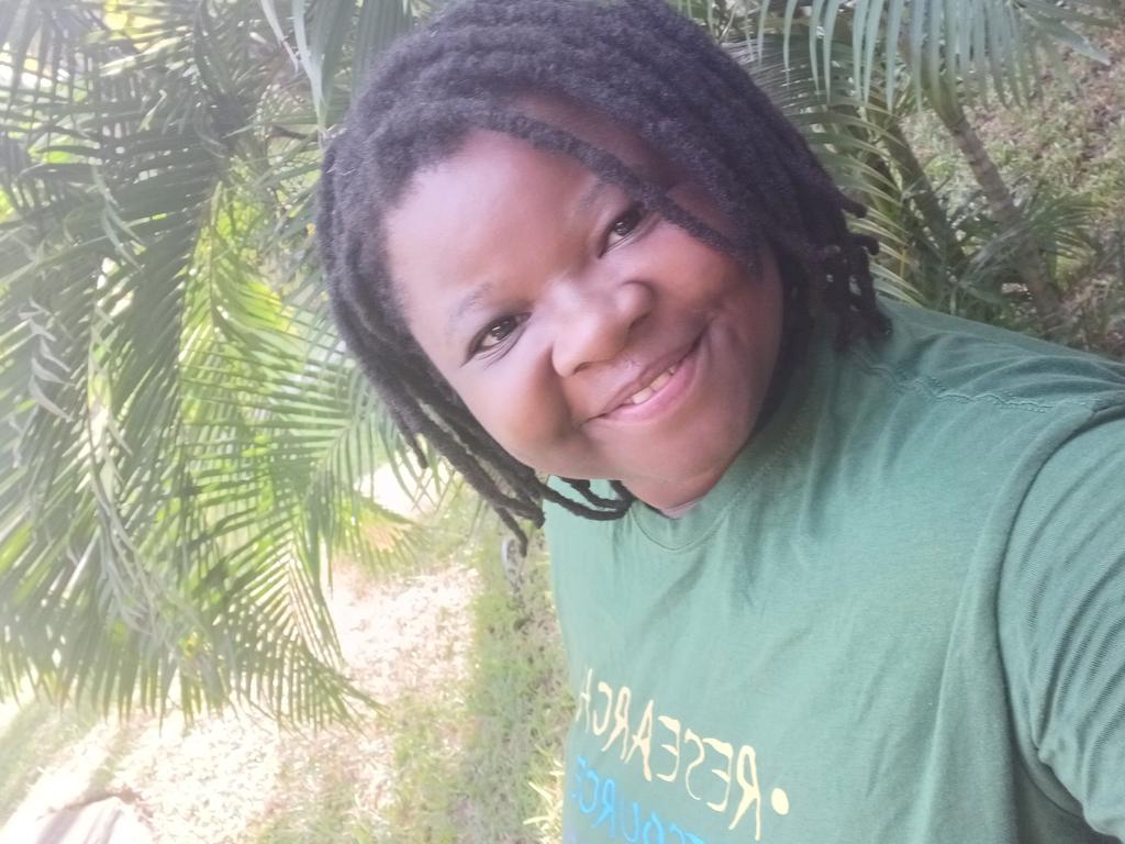 vanyaradzayi's tweet photo. I have this deep interest in action oriented research, documentation and writing.
In coming months and years, will spend more time & energy on this, with the revitalization of NG Development Agency.
I have an energetic team and my compatriots @FariraiG and @VimbisoDeka. https://t.co/SiBAnRpyWB