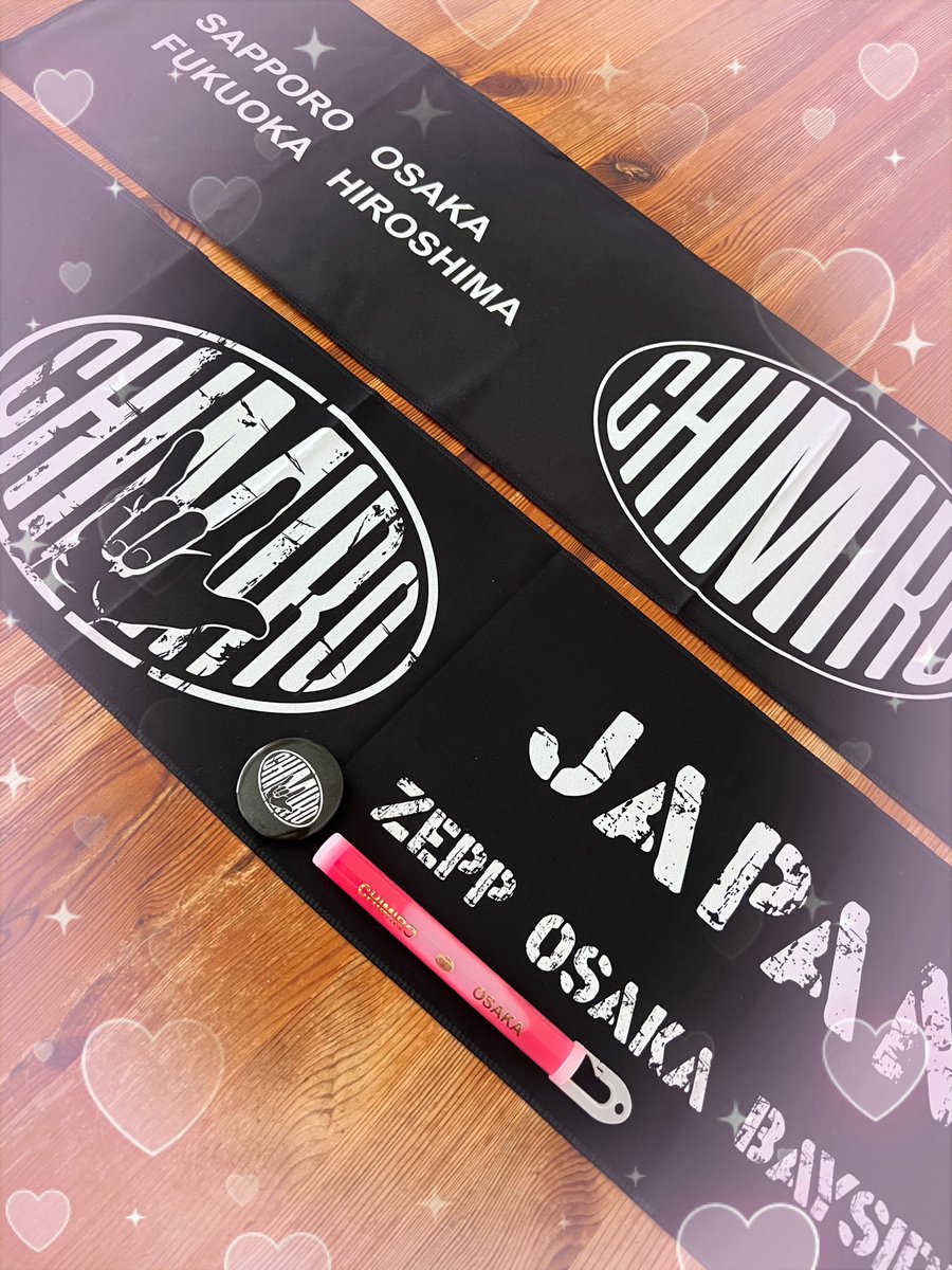 timbits123's tweet photo. 今回は撮影拡散OKでいっぱい素敵なグンちゃん見れて眼福✨
グンちゃんはうなぎに近付きたい人で、うなぎは一瞬でもグンちゃんを近くで見れたらすべてに感謝して、また頑張れる。
幸せそうなグンちゃん見て幸せになるうなぎ。とにかく幸せあふれる最高のツアーだったな🥰

#CHIMIRO 
#チャン・グンソク https://t.co/cZOlST1bMX