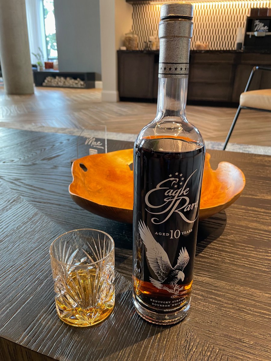 After 1.5 years of looking, I finally found #EagleRare in a store, this one happened to be on Ft Carson.  #bourbon #allocatedBourbon #AmericanWhiskey