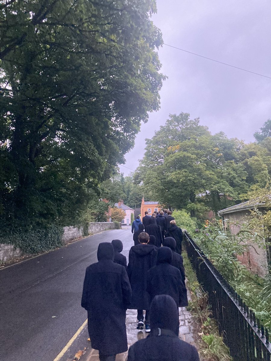 16 tired but very happy @WinColl Quiristers. A wonderful sound at Eucharist this morning rounding off a very busy and exciting year. Thank you for all your hard work and wishing our five leavers every good wish for the future. @PilgrimsSchool