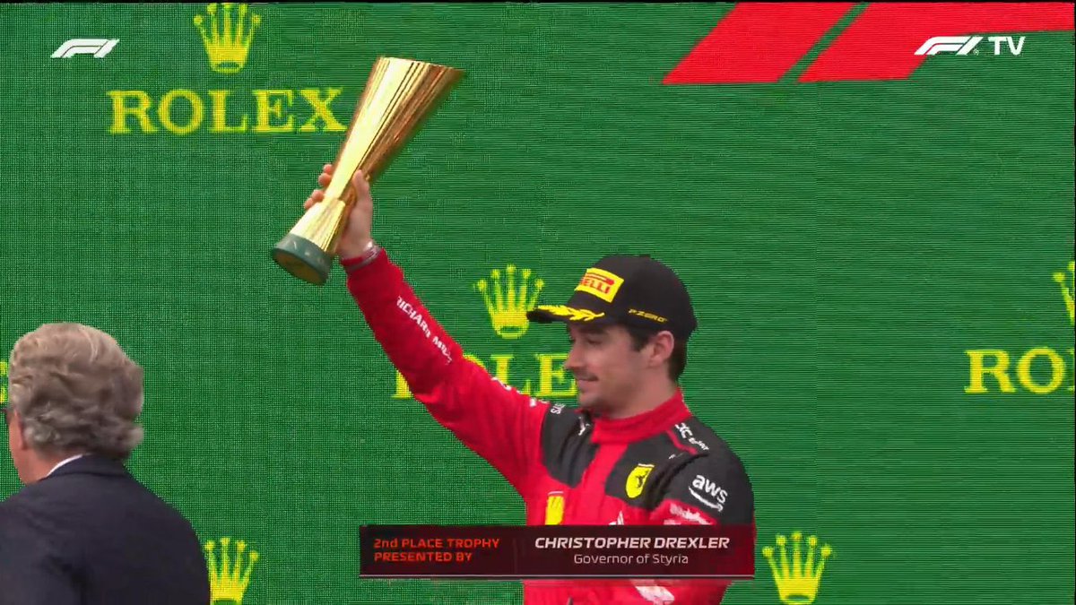 Sonunda geri döndük podyuma