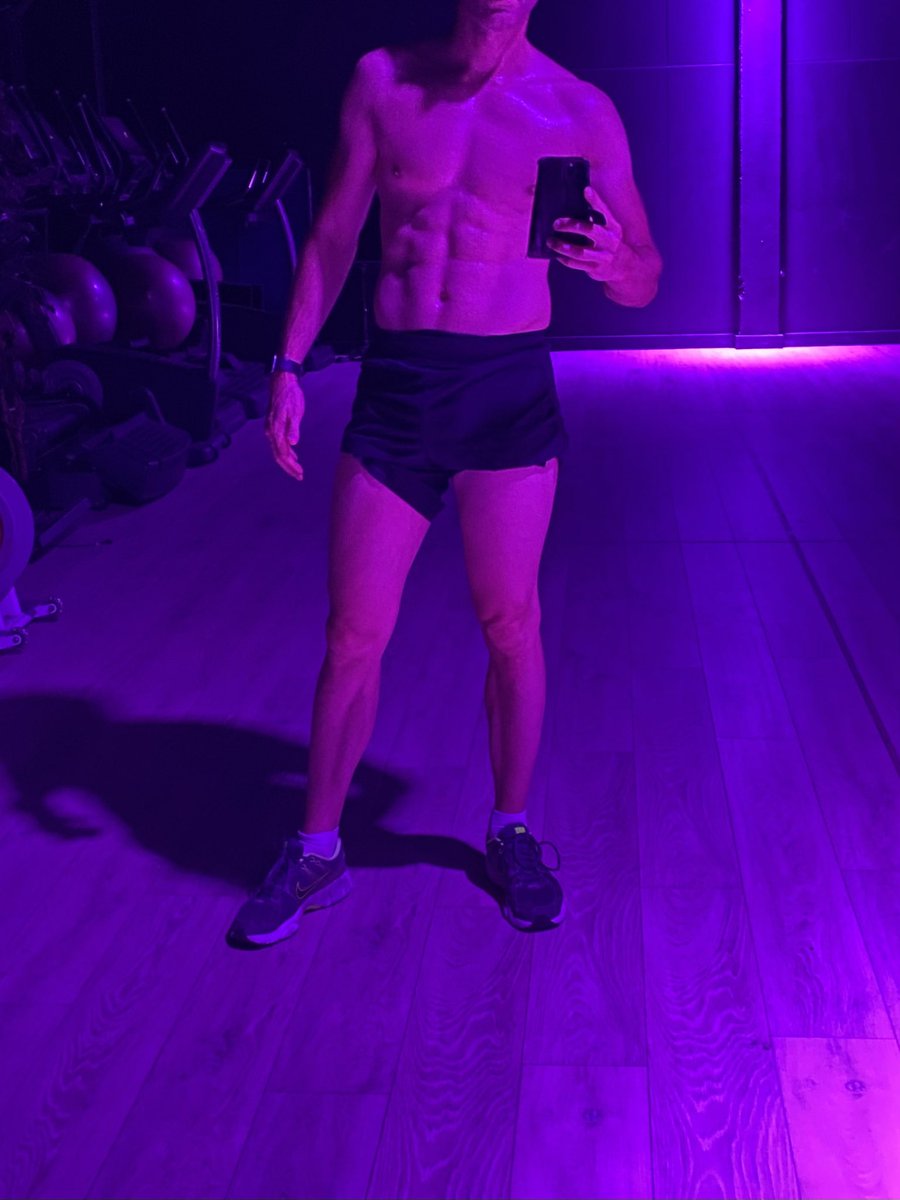 altraveller1's tweet photo. No airco in the gym 🥵 https://t.co/l3MVvVCt1h