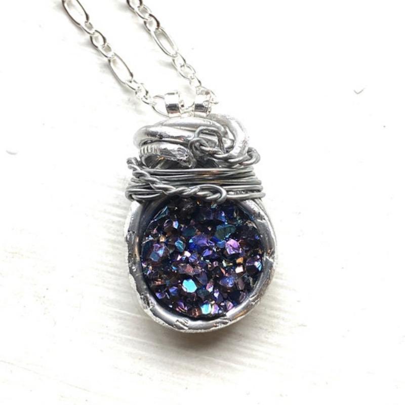 Wire_Wrapture's tweet photo. My 4th of July 20% off sale continues now through Tuesday night!! I offer @klarna as a payment option so you can buy now and pay over time! 

#wirewrapping #wirewrappedjewelry #wirewrapart #wirewrapartist #jewelry #jewelrydesigner #sale #fourthofjuly #4thofjuly #discount https://t.co/bKlUoISFKu