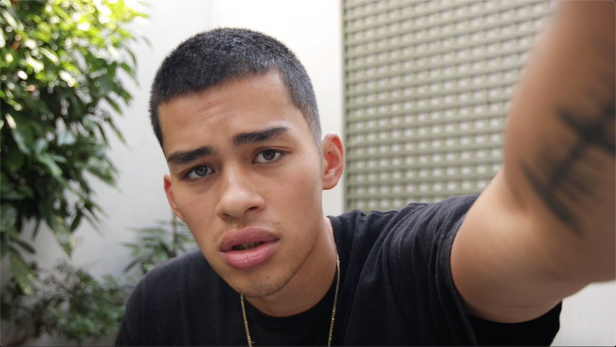 We need to settle this once and for all👇🏻

Retweet Nick Fuentes      Like SNEAKO