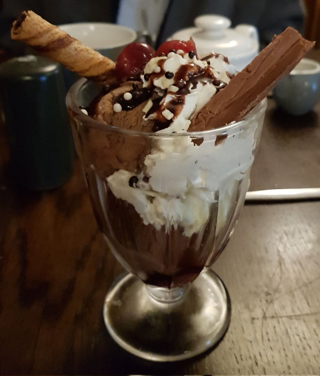 Lovely lunch for Mum and Dad at The Wheatsheaf Hubberts Bridge, very tasty, lovely Black Forest sundae for desert, and Willow got a bit of roast beef leftover