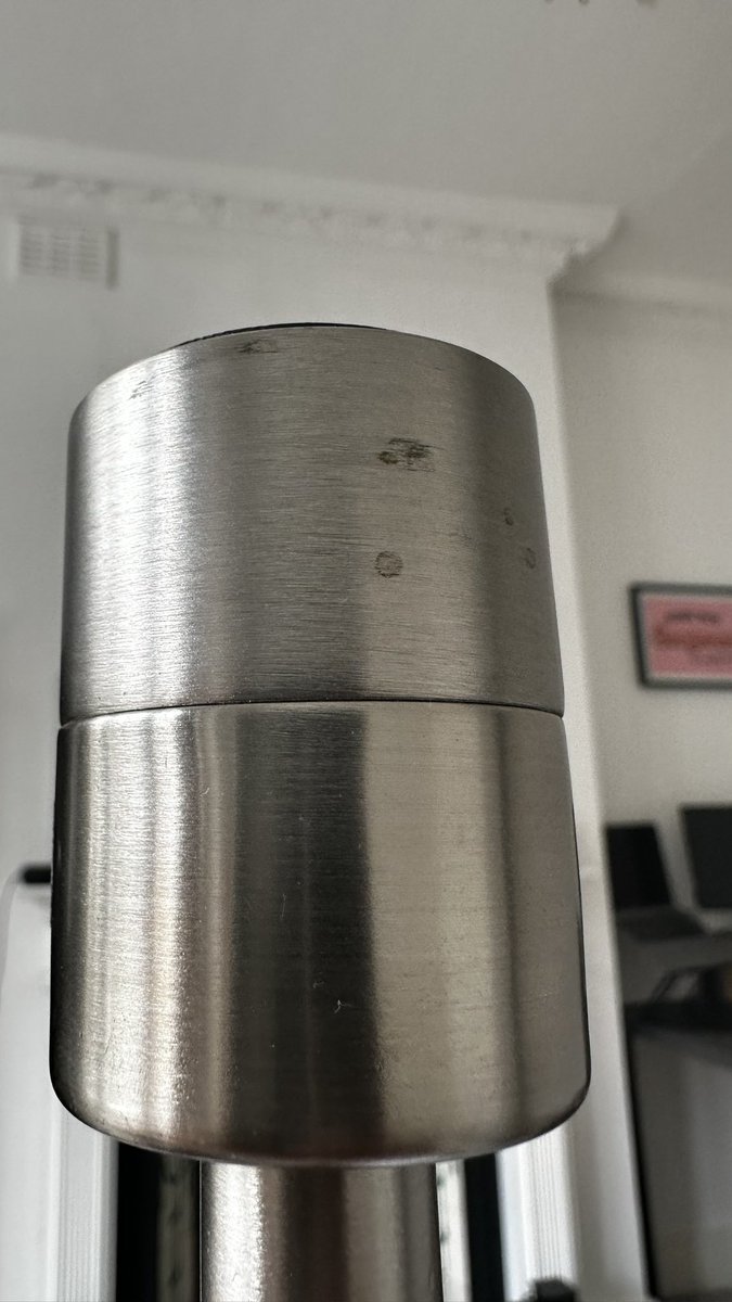 cvzrd's tweet photo. @IKEAUKSupport my brand new box fresh SKAFTET lamp is damaged, not impressed. Happy to keep it because it's not the end of the world and it's effort to return but it's a shame! 😰 https://t.co/7VFJ19NiEL