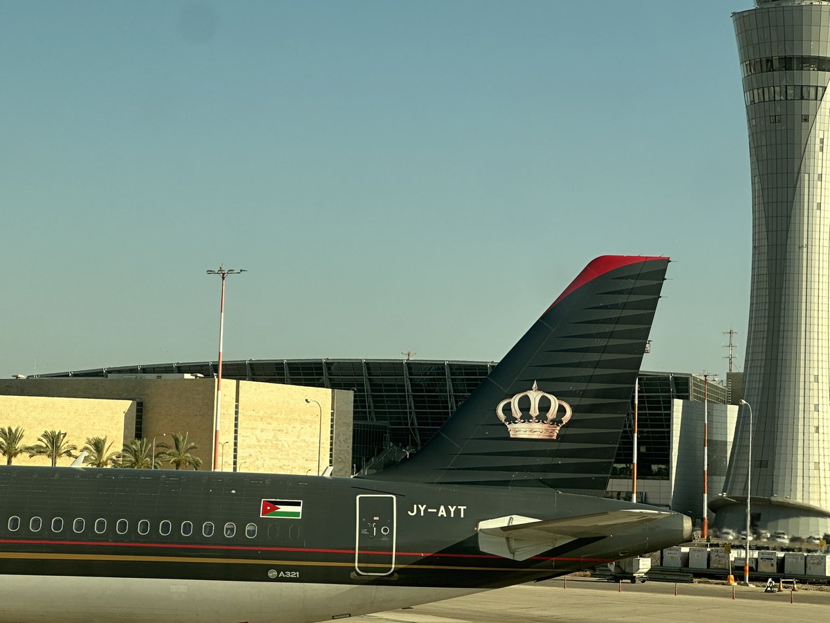 Wonderful to see Royal Jordanian at Tel Aviv, the first Arab airline to fly to Israel using its own colours (Egypt used unbranded planes). Now joined by Etihad, Emirates, Gulf & Maroc. All peoples of the region should be able to travel within region, visa and trouble free