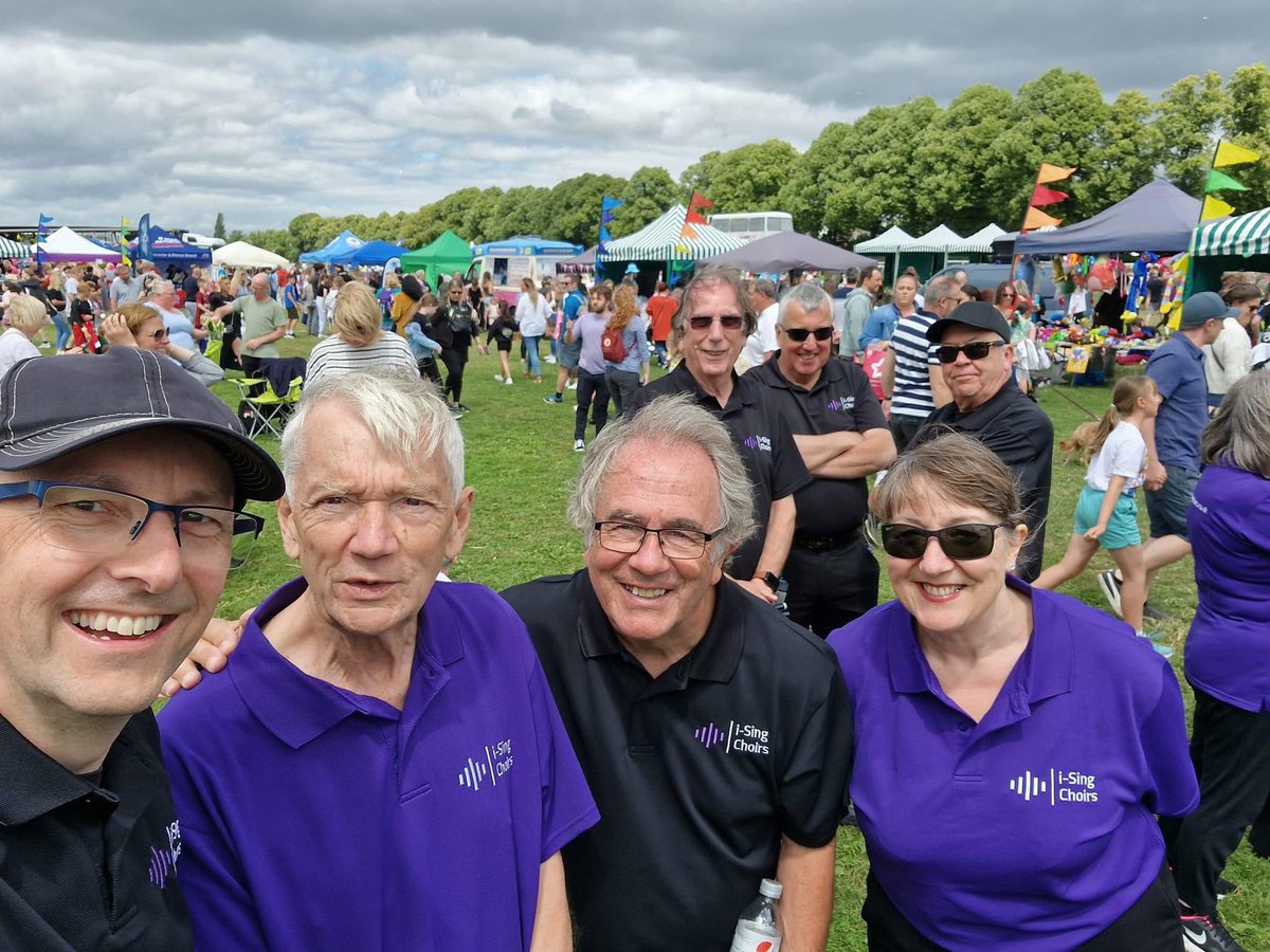 We had the best time singing at <a href="/WorcsCarnival/">Worcester Carnival</a> yesterday! Thank you for having us!💜 
#worcestercarnival #worcester #worcestershire #isingchoirs