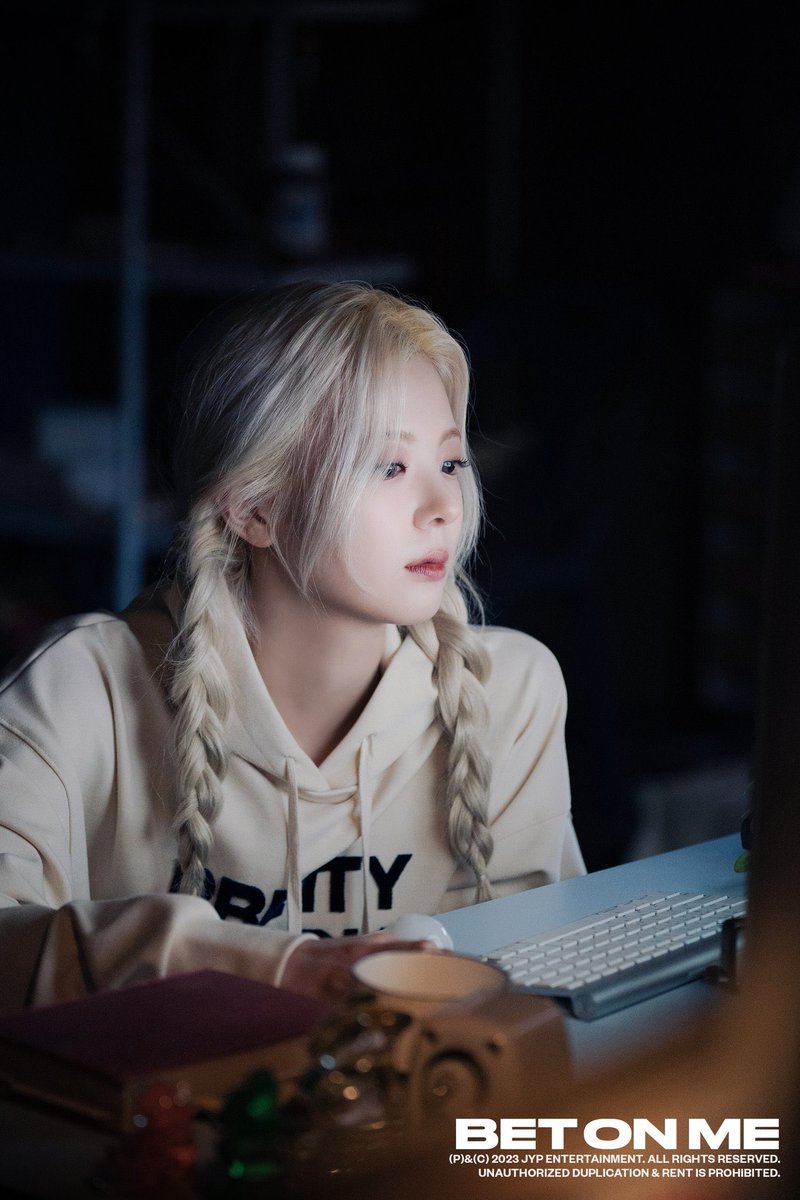 МВТЕРЬ БОЖЬЯ