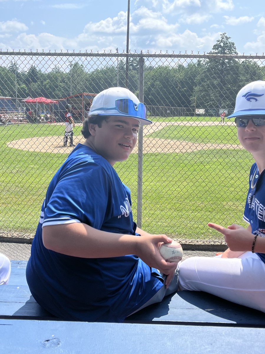 AlexTranBall's tweet photo. ⛈️ 💧It’s a rain day wrap for Day 3 of the @NB_Baseball @selectbsbevents #IndependenceDay Classic #Baseball #Showcase 👉 @NoreastersBall #Runbirds 15U #NewEngland [1-2] Win-Loss #BleedBlue ⚾️ 🤞for our overall ranking to see where we landed. #LetsGo‼️ https://t.co/F8cklNGnvF
