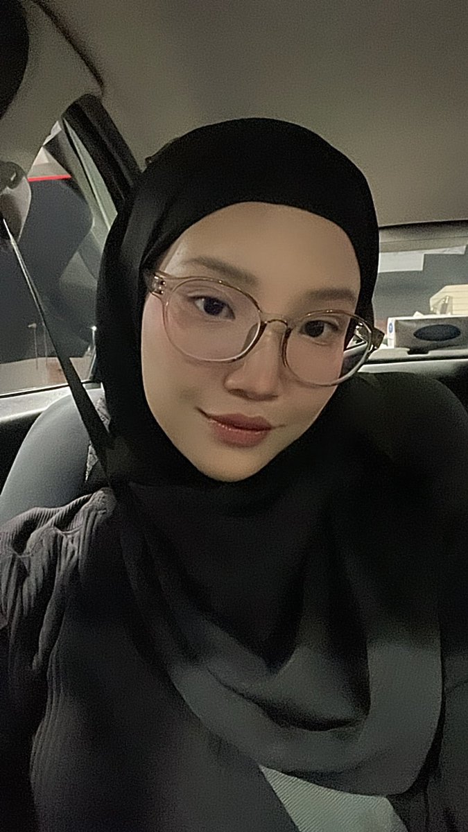 Unicatsus_'s tweet photo. Saya dah okay! 🤭 https://t.co/TTHV2zvDyA