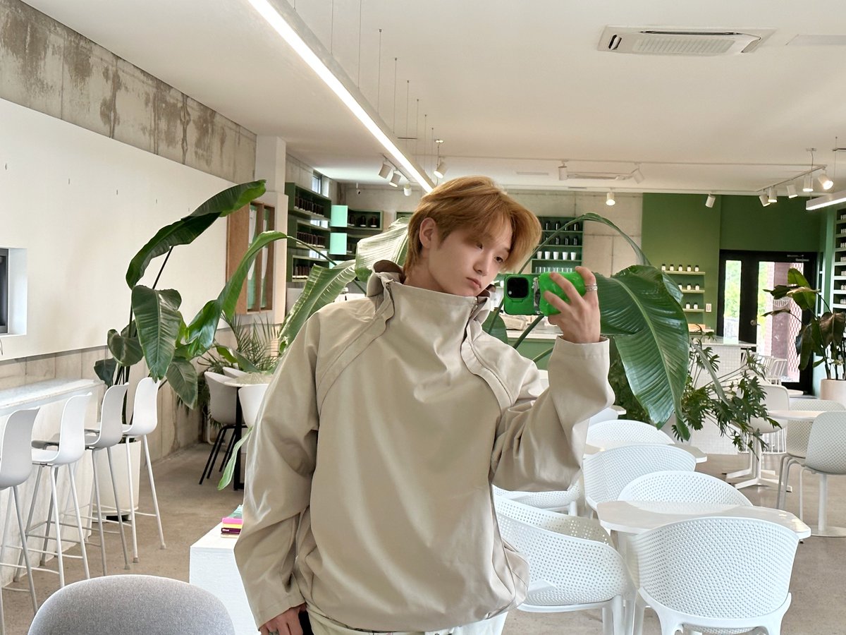 xikers_official's tweet photo. [#수민] ☕️☕️🕊️🕊️🧘
#xikers #싸이커스 https://t.co/fsHxKAQZl1