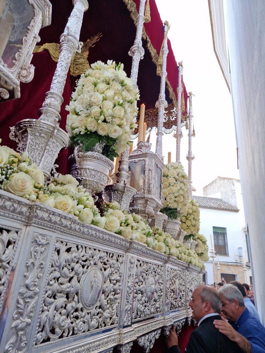 elcsevillano's tweet photo. 👀 𝗖𝗮𝗿𝗺𝗼𝗻𝗮 ya es solo un recuerdo que perdurará en nuestra retina, con la añoranza de 𝙫𝙤𝙡𝙫𝙚𝙧 a un día que nos lleno el 𝙖𝙡𝙢𝙖.

📸 Propias 

📲 #MagnaCarmona https://t.co/qGISERhIkq