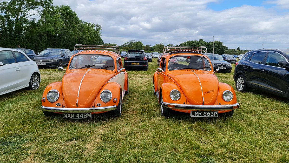 camperbats's tweet photo. Seriously ... what are the odds?!? Double trouble at @ElvastonFriends steam ralley! #vw #beetle #sunbug https://t.co/pG8zhbMrHb