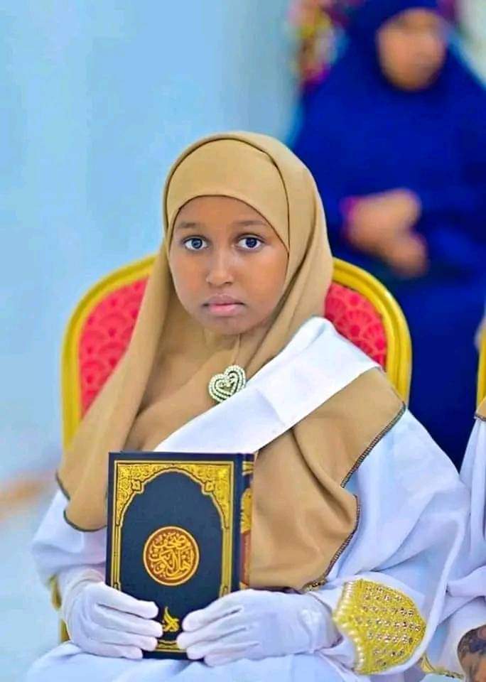 #ማሻአላህ በአፋር ሰመራ 30 የሃፊዘል ቁርአን ተመራማሪዎች 🥰🥰      #አላሀአክበር  የሀይማኖት አባቶችና መምህራን እንዲሁም ለተመራቂ ቤተሰቦች ላቅ ያለ ውዴታ ክብር አለኝ በድጋሚ አላህ ይጨምርልን...🤲🥰 አላህ ያብዛችሁ ማሻአላህ 🤲🥰