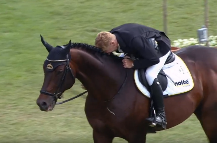 'Thank you, Stargold....'😍🥰 #chioaachen