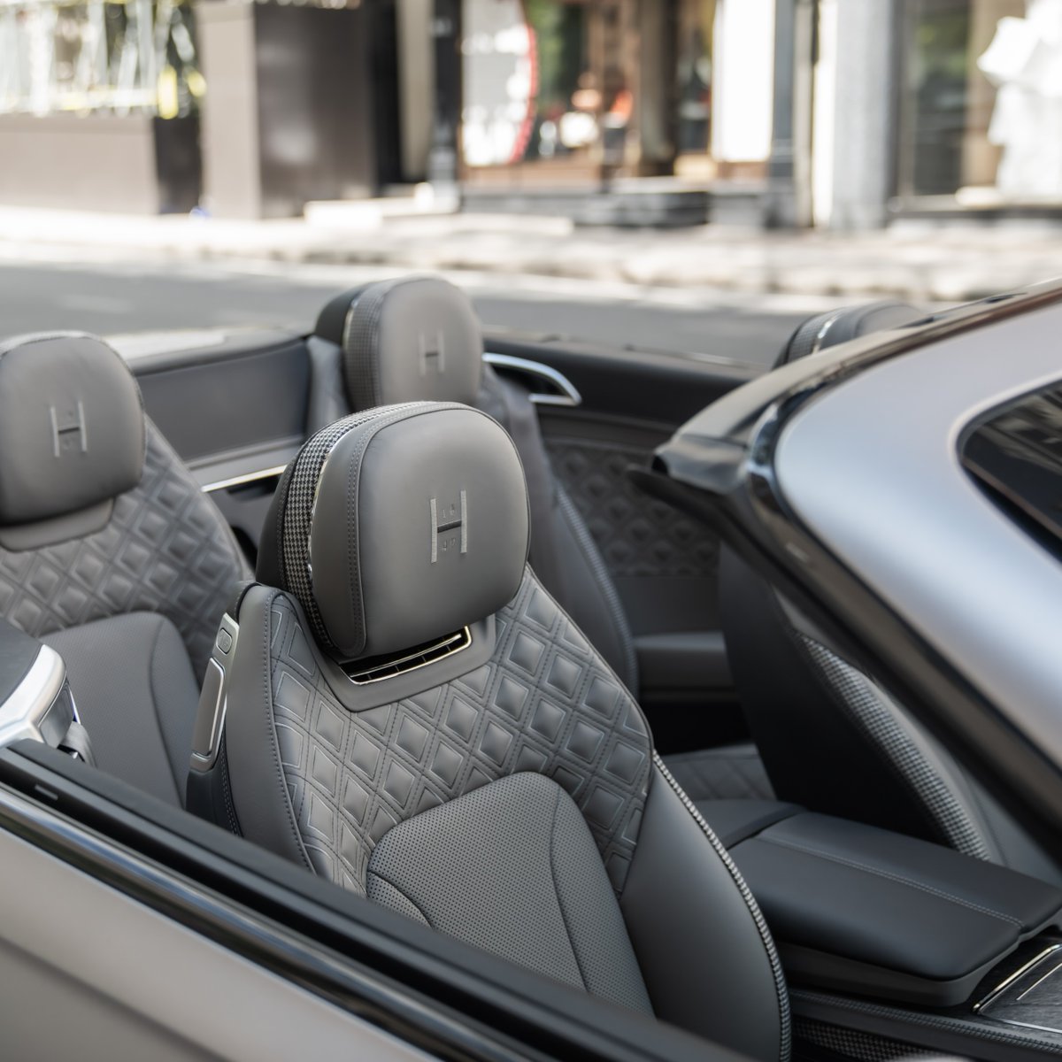 huntsmansavilerow (@huntsman11sr) on Twitter photo Wherever your destination, embark on outdoor adventures with the new Huntsman Bentley in partnership with <a href="/HROwenBentley/">H.R. Owen Bentley</a>, a blend of Savile Row style and automotive excellence.
#Bespoke #Huntsman #SavileRow #Bentley #JackBarclay #BentleyMulliner #HROwenBentley" Wherever your destination, embark on outdoor adventures with the new Huntsman Bentley in partnership with <a href="/HROwenBentley/">H.R. Owen Bentley</a>, a blend of Savile Row style and automotive excellence.
#Bespoke #Huntsman #SavileRow #Bentley #JackBarclay #BentleyMulliner #HROwenBentley"