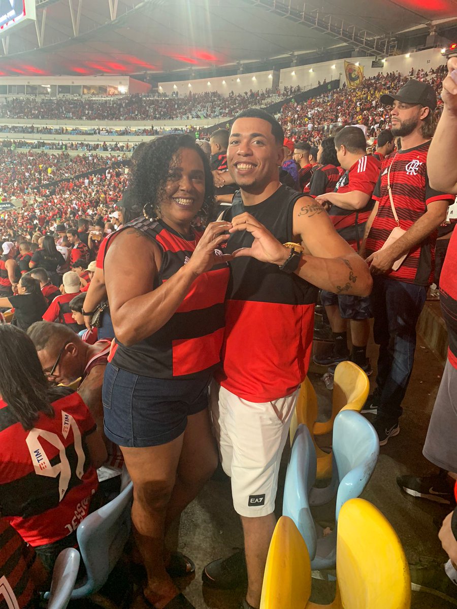 O famoso pé quente , pegamos ontem 🖤❤️🕊️