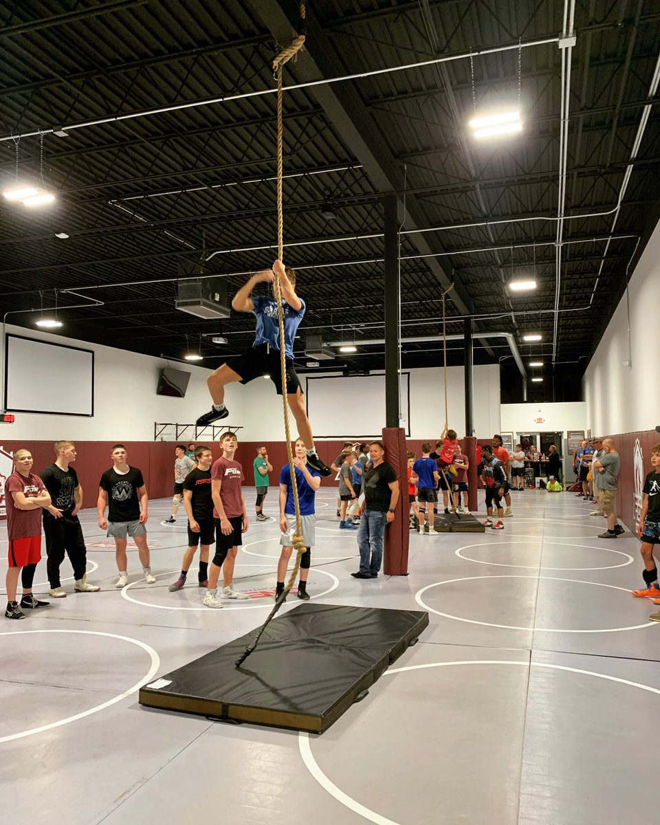 WrestleFortWay's tweet photo. Keep climbing! The Hammers will have our normal schedule this week. Come get better.
 
Sunday:
4:00-5:15pm The Fort Hammers
Monday and Thursday:
6:30-8:00pm The Junior Hammers
8:00-9:15pm The Big Hammers
#BtF #FortWrestling https://t.co/D5dlNsPpf2