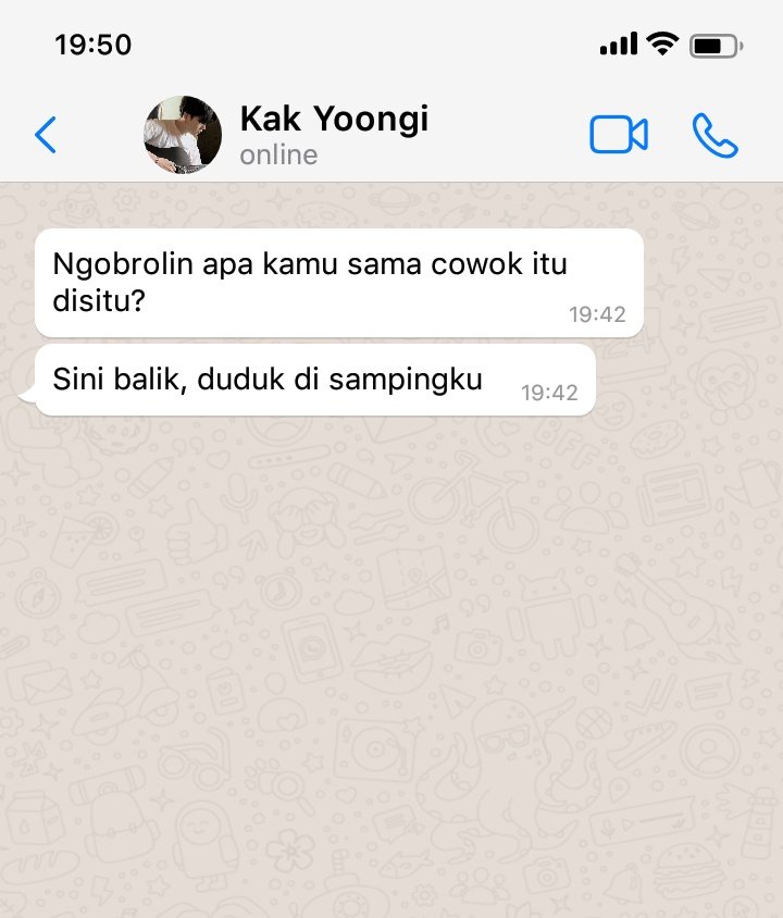 micasa95_'s tweet photo. — Yoongi few tweets au

; Duduk di sampingku. https://t.co/tmpM6kEEy2