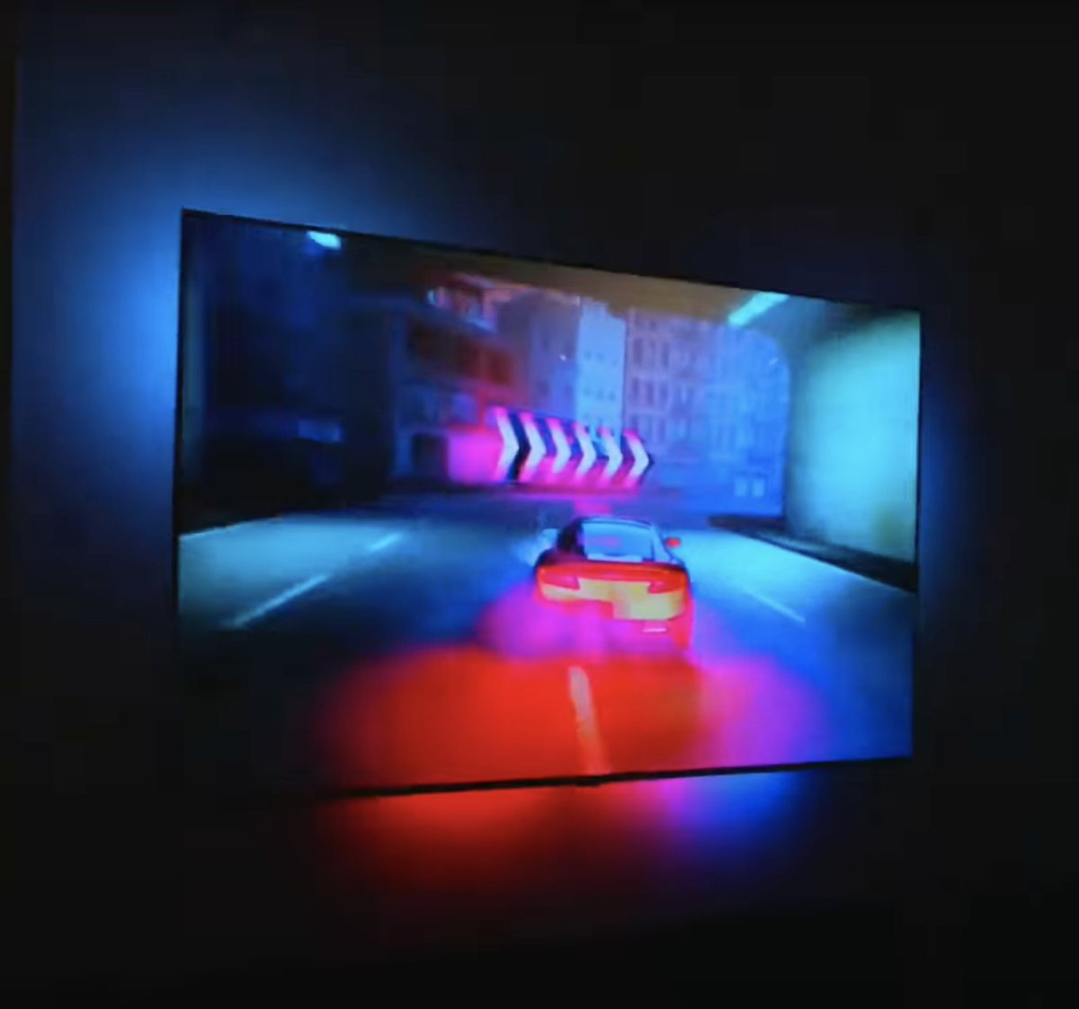 Neyiox's tweet photo. @nanoleaf I pre-ordered your Nanoleaf 4D but I just saw that it's only 30LED/m 🧐 How can you be precise if it's not 60leds ?

I also don't understand what your 4D is supposed to look. You showed a 4D lighting in your Keynote that is not what you sold on your product page. https://t.co/8ioVWCIOR1