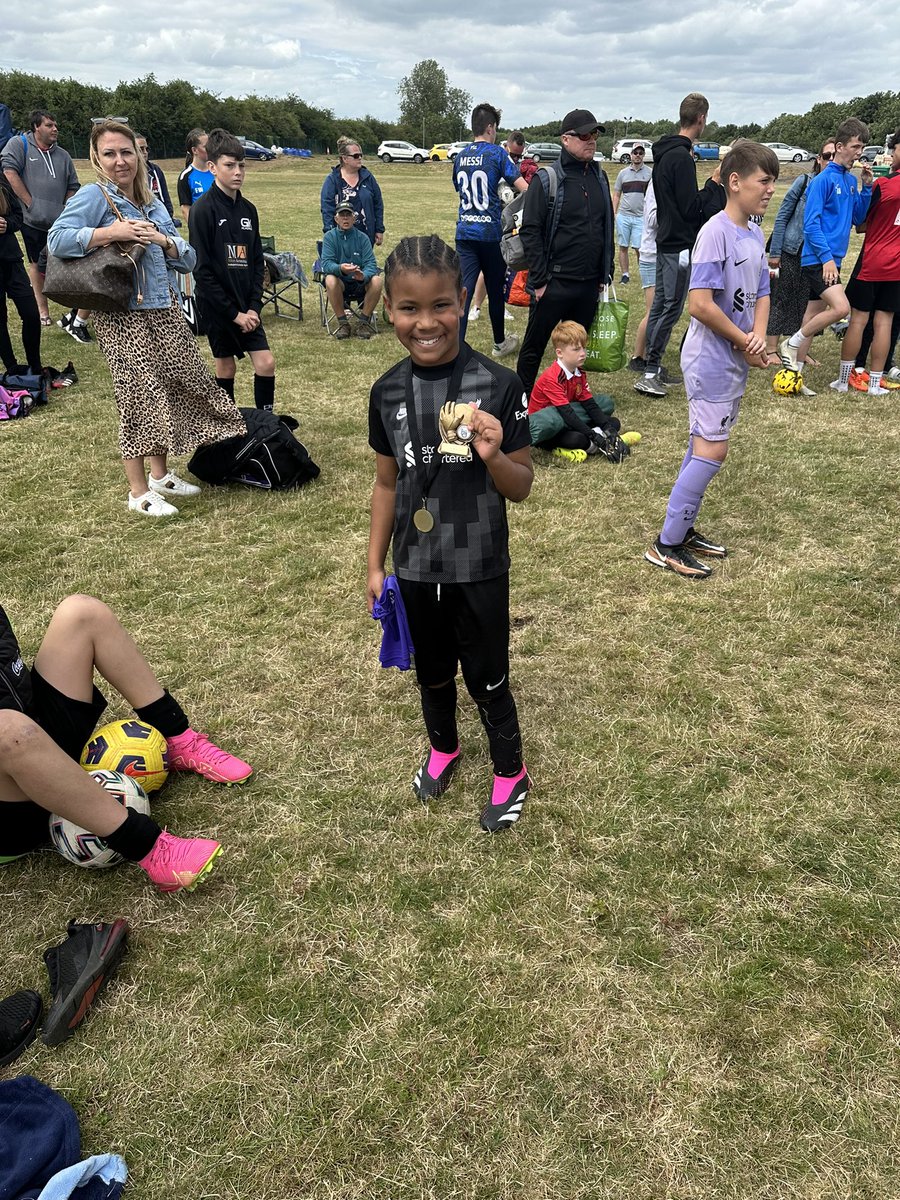 Jezzwilliams90's tweet photo. Super proud of you son ๐งค runners up in goalie wars today ๐๐๐พ keep smashing it kid #RBW1 https://t.co/NKttQ9Dnc9