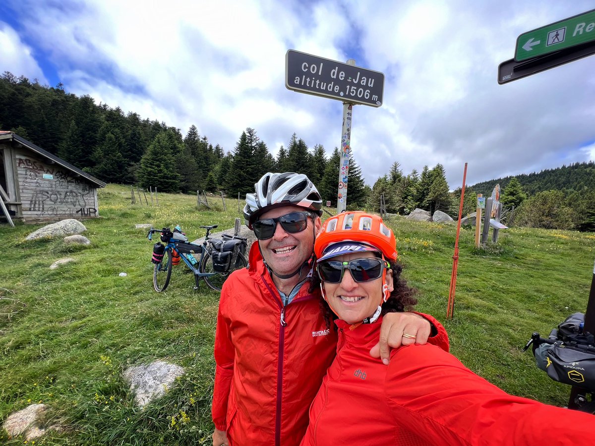 BellaCycling's tweet photo. Yesterday we reached the Mediterranean Sea and completed our Raid Pyrenees. Such an incredible feeling to cross the Pyrenees Mountain range. 22 Cols, 802kms and over 15000m of climbing. What an experience. #RaidPyrenees #cycling #bicycletouring https://t.co/Vr39NCtTNM