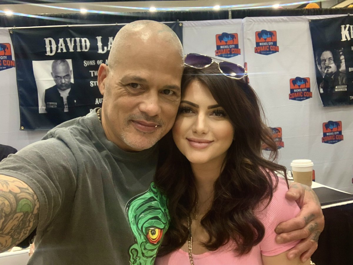 AfterAnarchy's tweet photo. It’s been a minute since I stepped into Charming and how can you resist when you have the legendary David Labrava by your side. @davidlabrava 🖤👑 

#samcrofamily 
#soaforever 

#arentwecharming https://t.co/fY4keMBgr0