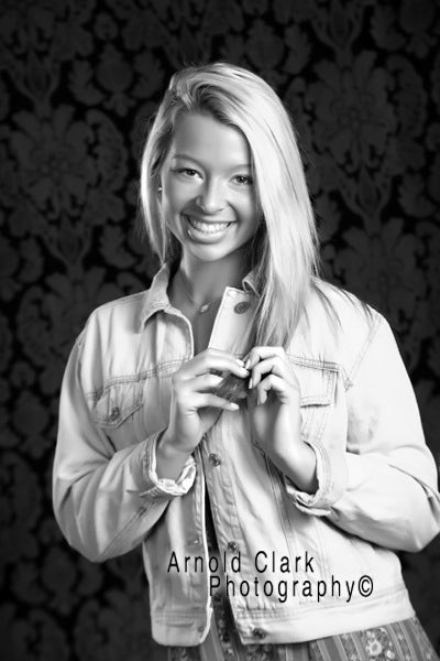 MickiUrban's tweet photo. Happy 23rd birthday ⁦@baileyurban_7⁩! You are a  amazing young woman! So very proud of you! ❤️ https://t.co/Laq3lfIRnW