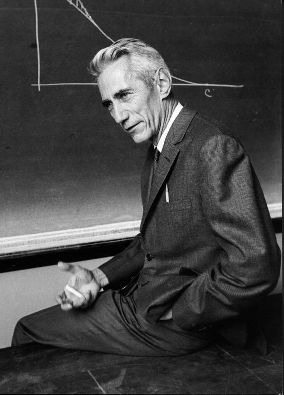 PhysInHistory's tweet image. Claude Shannon, the father of Information theory:
Claude Shannon is widely recognized as the father of information theory. His groundbreaking work in the mid-20th century laid the foundation for modern communication systems and digital technology.
Shannon's most influential…