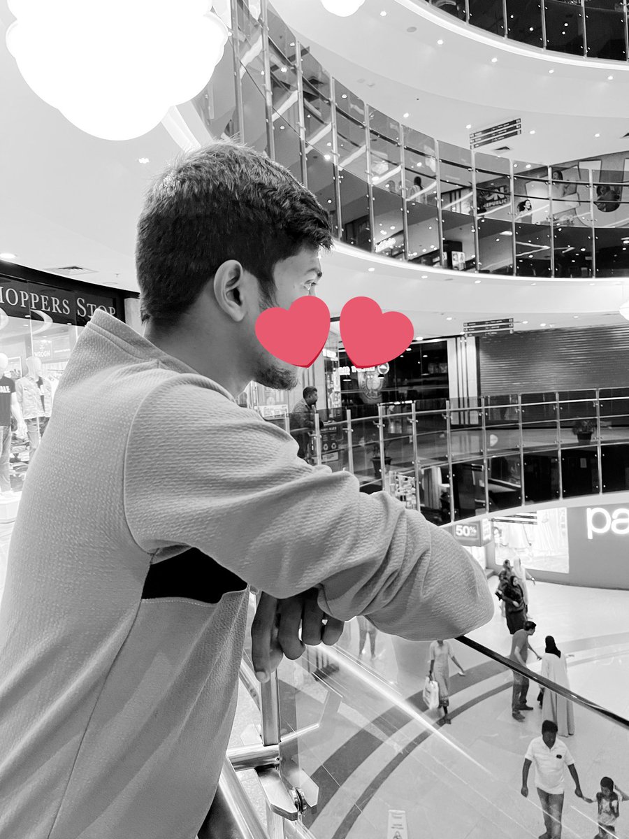 keefar_'s tweet photo. Day With my Angel 👼 #Funmall https://t.co/nElCiuKr7t