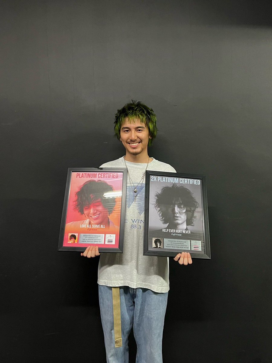 จบไปแล้วกับ Fujii Kaze and the piano Asia Tour ที่แสดงจัดเต็มกันถึง 2 วัน 😍 

อย่าลืมไปฟังเพลงฮิตของเขาอย่างเพลง Matsuri ได้ที่ FujiiKazeTH.lnk.to/MatsuriTP/yout… 🎧

#UniversalMusicTH #FujiiKazeandthepianoAsiaTour2023 #FujiiKazeBKK2023 #fujiikaze