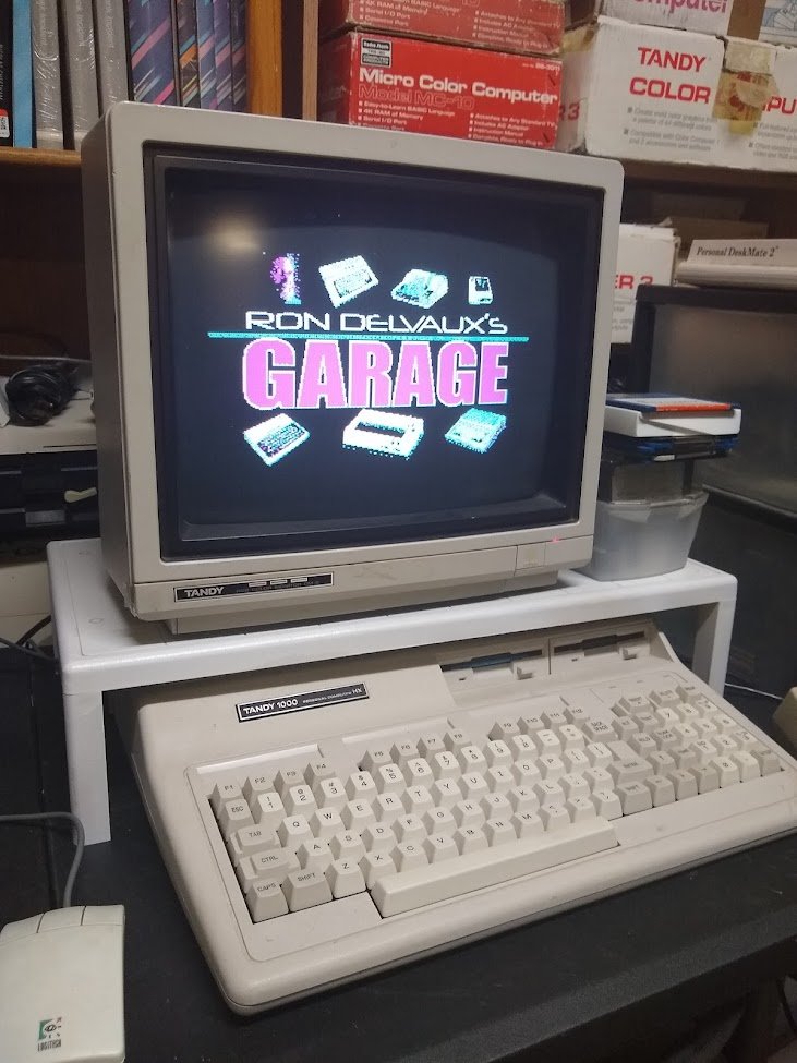 Rondelvo's tweet image. In my Garage ...Tandy 1000HX and a CM-10
#radioshack #tandy #tandy1000