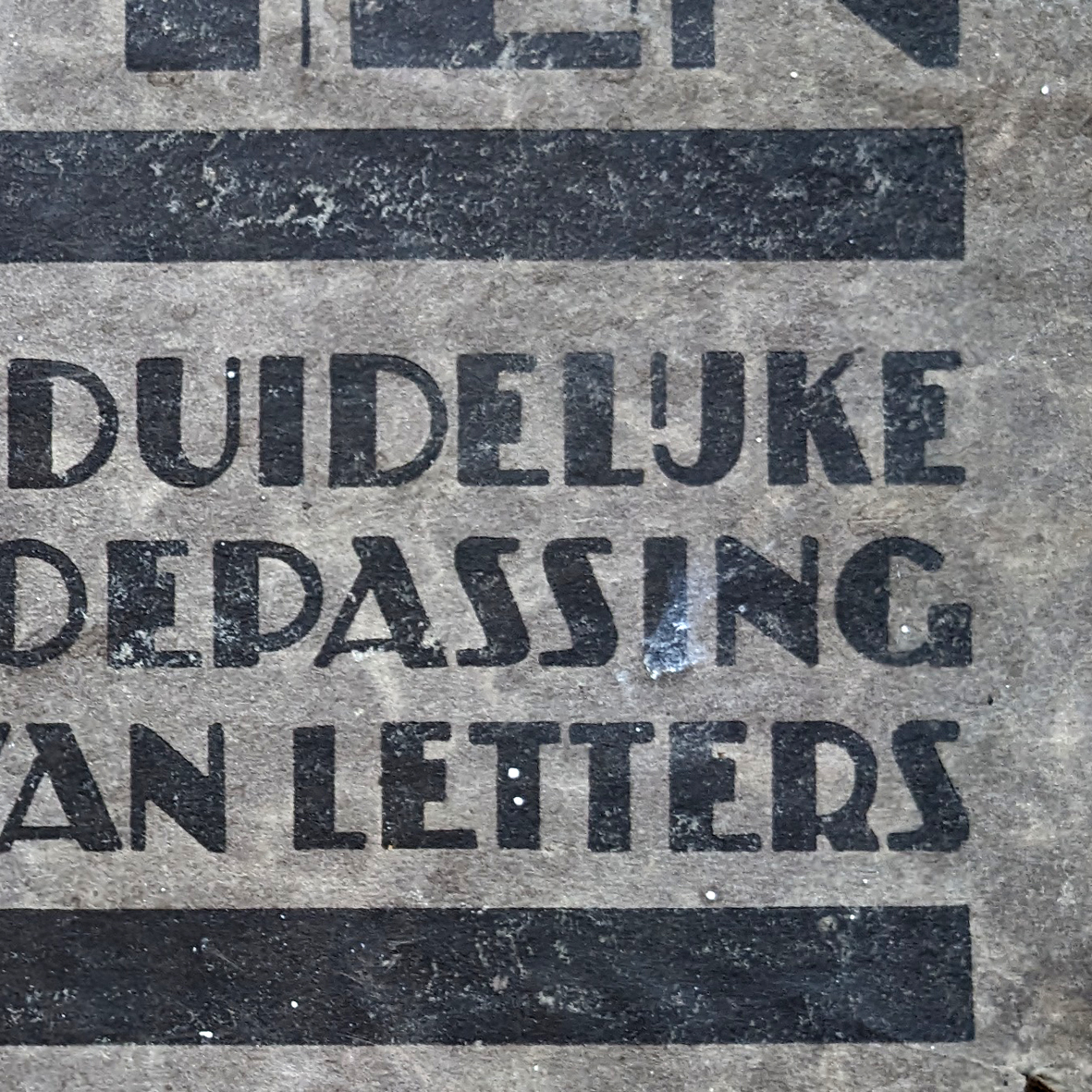 h_donker's tweet photo. Starting with Lettervormen: Leiddraad voor duidelijke en aesthetische toepassing van letters, samengesteld door J. Mammen (circa 1925). A map containing stunning plates, presenting old and new letterforms in both block and script letters. Several of these include #DutchIJ's. https://t.co/cXSSZ2hd0A