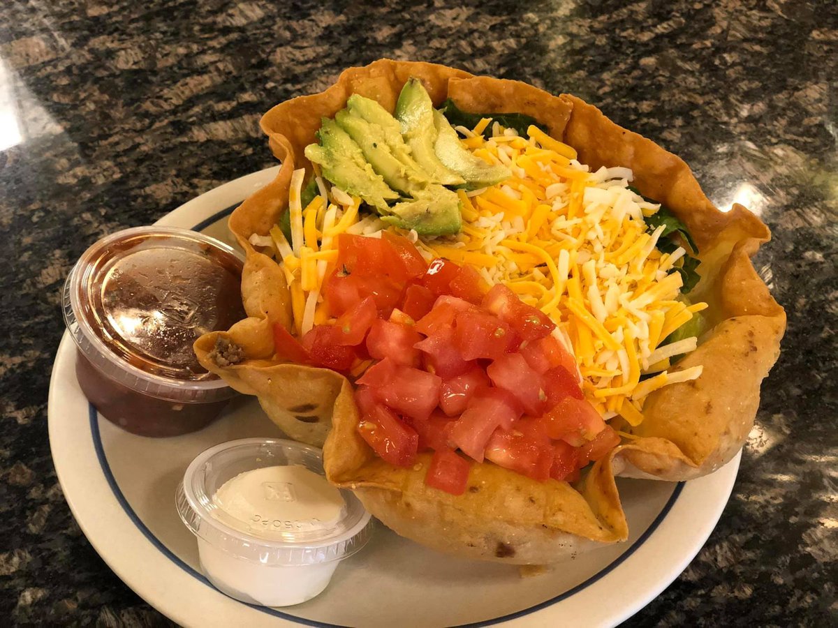 BrownHouseCafe1's tweet photo. Can't stop won't stop... eating this! Taco Salad https://t.co/xKW9WBw7wz