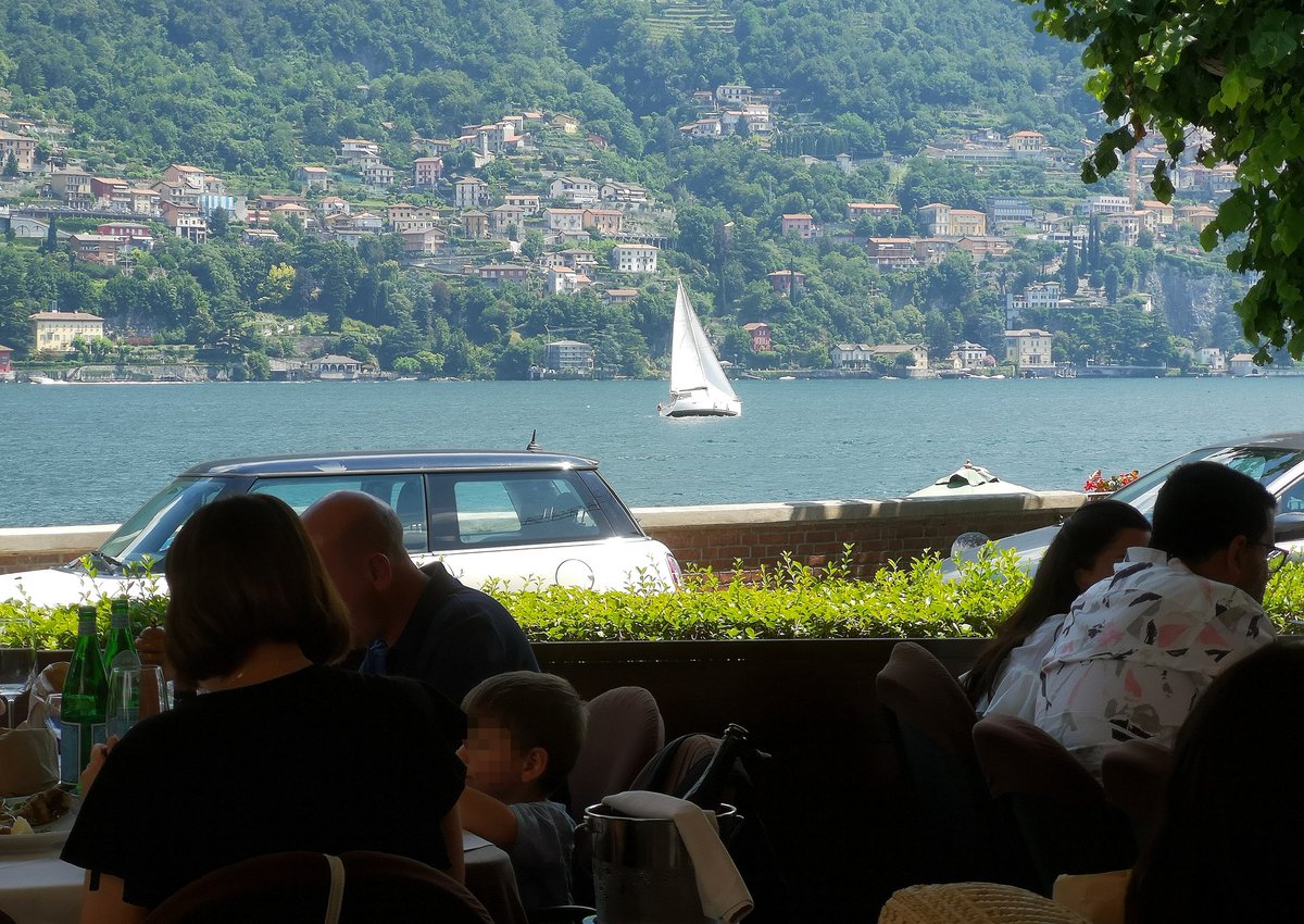 Bambiliana's tweet image. #LunchWithAView #Laglio #LakeComo #LagoDiComo