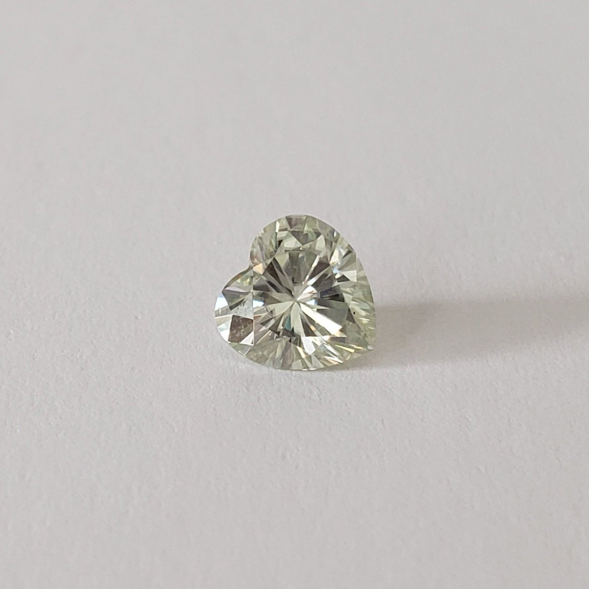 CanagemDotCom's tweet image. Moissanite | Heart Shape Cut | Pale Green | 6mm 
presented by Canagem.com 

at bit.ly/3r9RPr9

#DiamondAlternative #DiamondReplacement