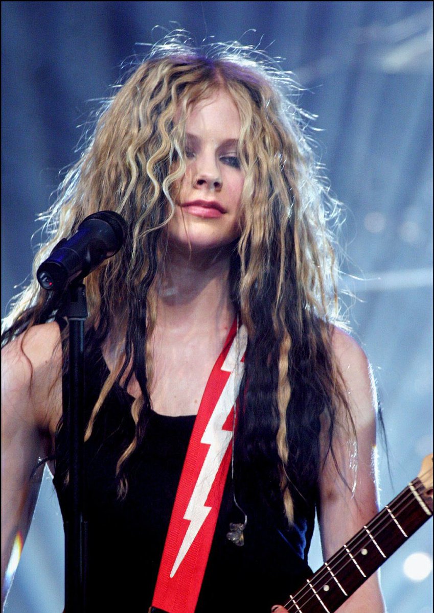 Best of Avril tweet media