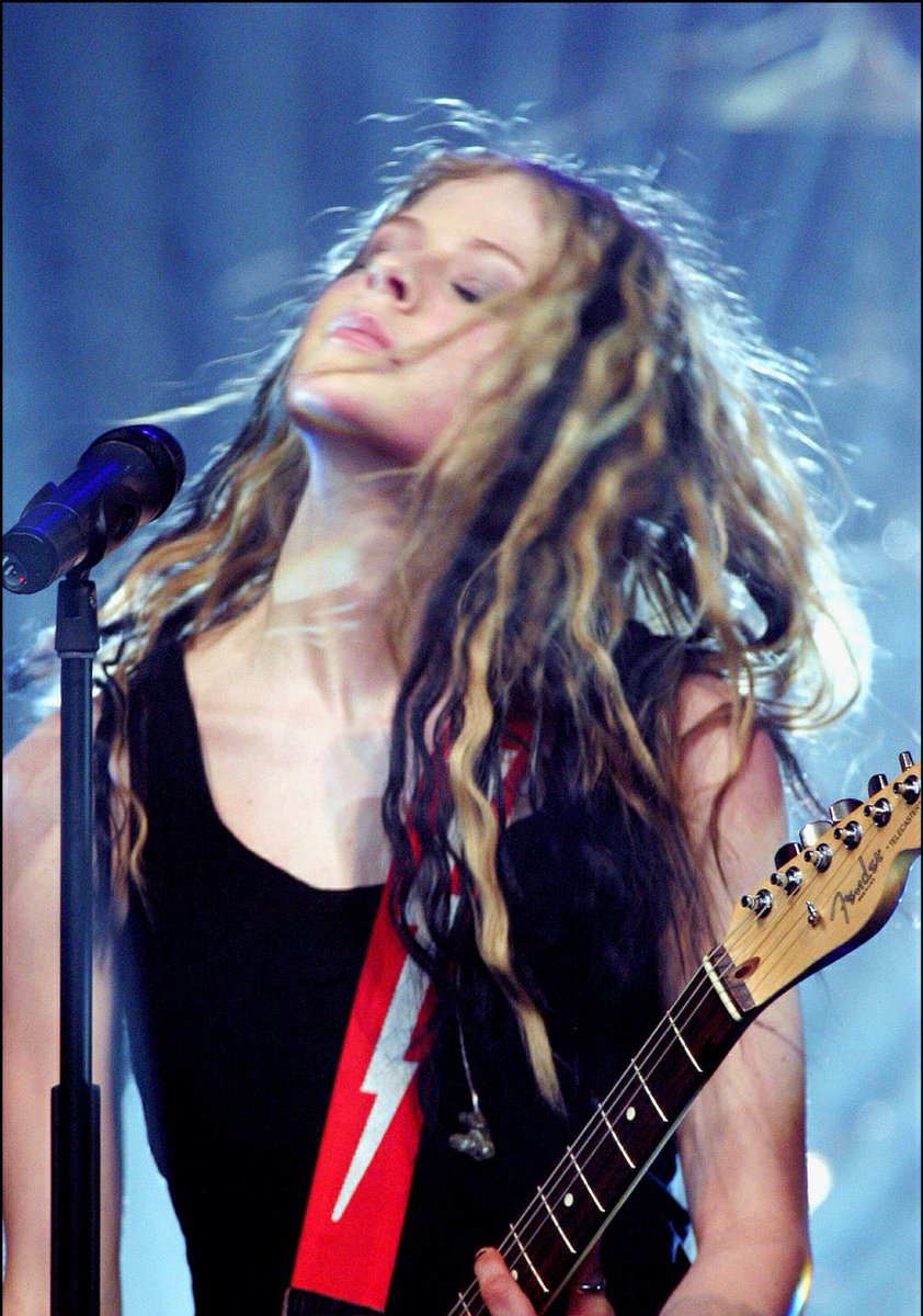 Best of Avril tweet media