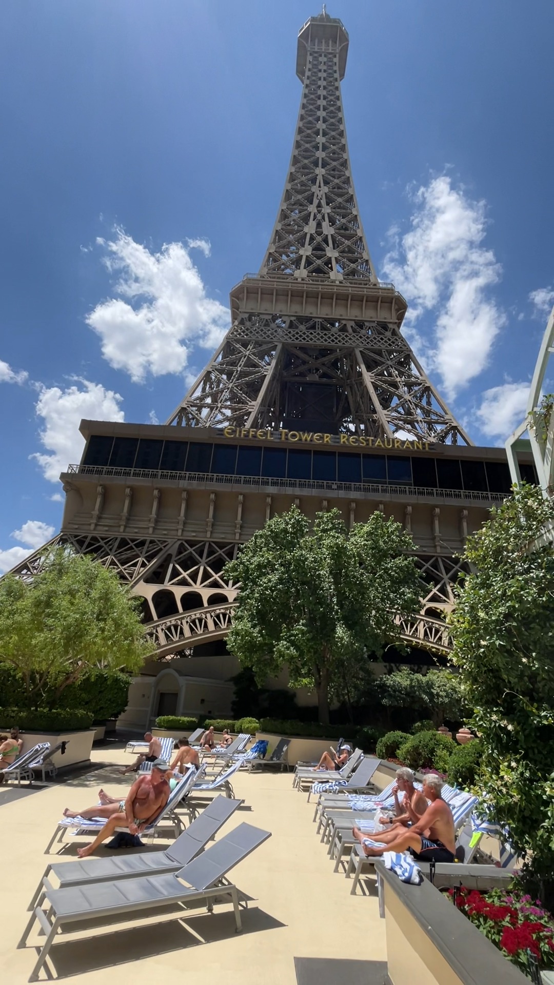 Paris Las Vegas on X: POV: you're walking from your magnifique
